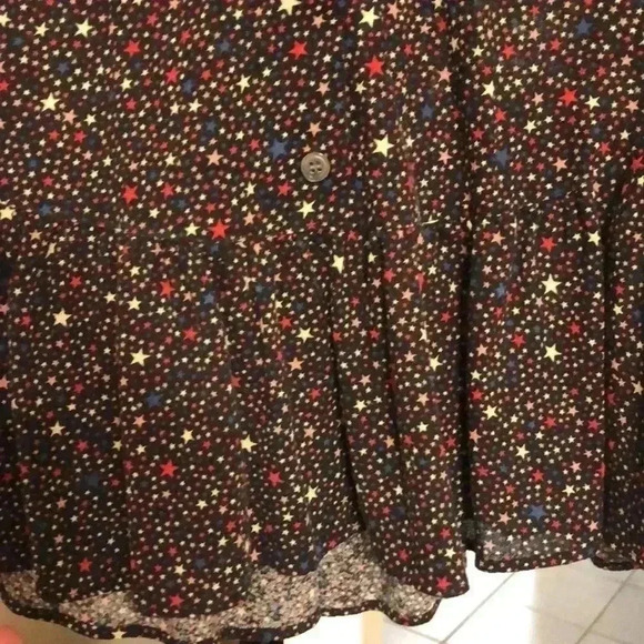 Madewell pullover top with button front. Short sleeves. - Picture 5 of 9